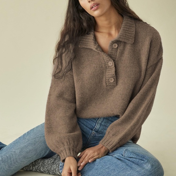 Reformation Sweaters - NWOT Reformation - Belvedere Oversized Sweater (size XS)